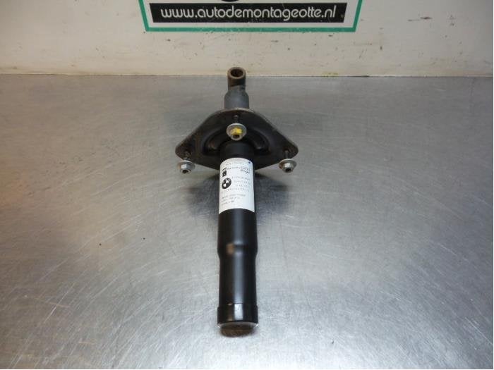 Pare-chocs amortisseur arrière d'un BMW X5 (X5 00-), -, 3 mois de garantie, Utilisé, -