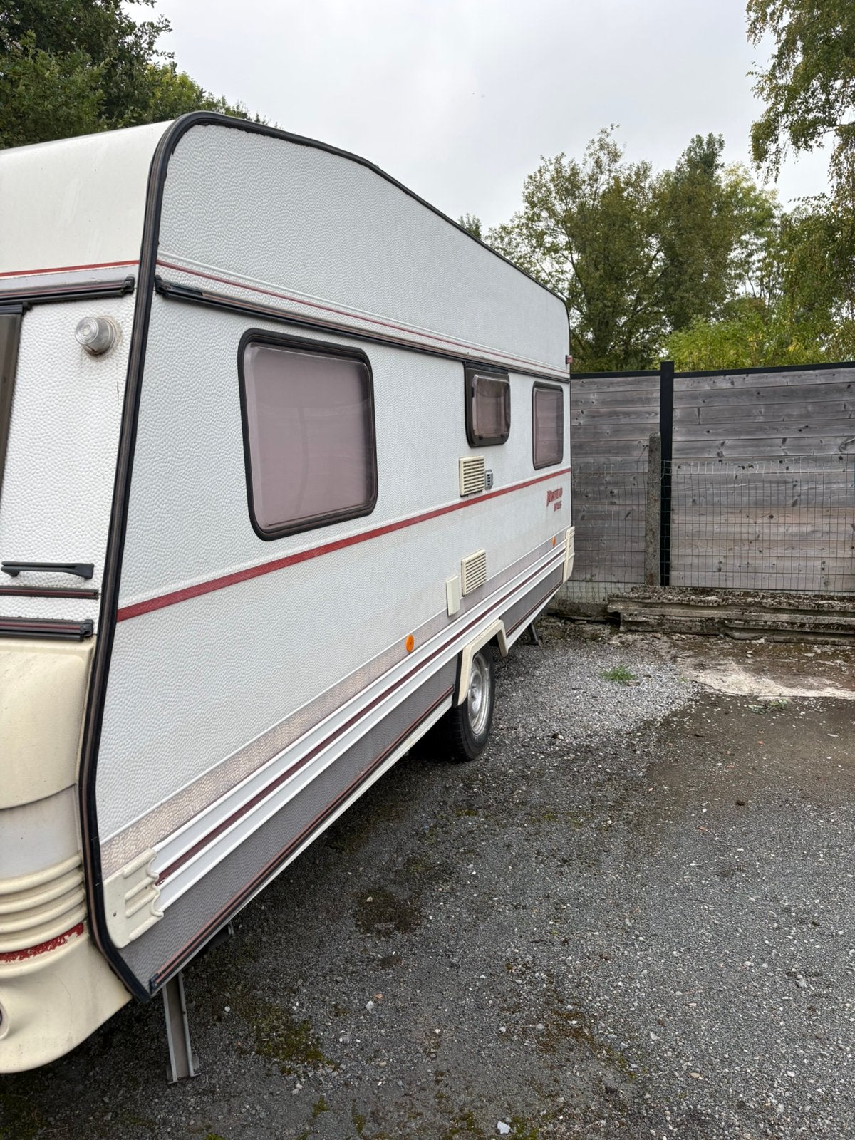 Te koop wegens geen gebruik meer te maken 4 personen, Caravans en Kamperen, Particulier