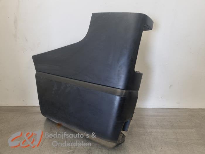 Coin pare-chocs arrière gauche d'un Renault Trafic, Renault, -, 3 mois de garantie, Utilisé