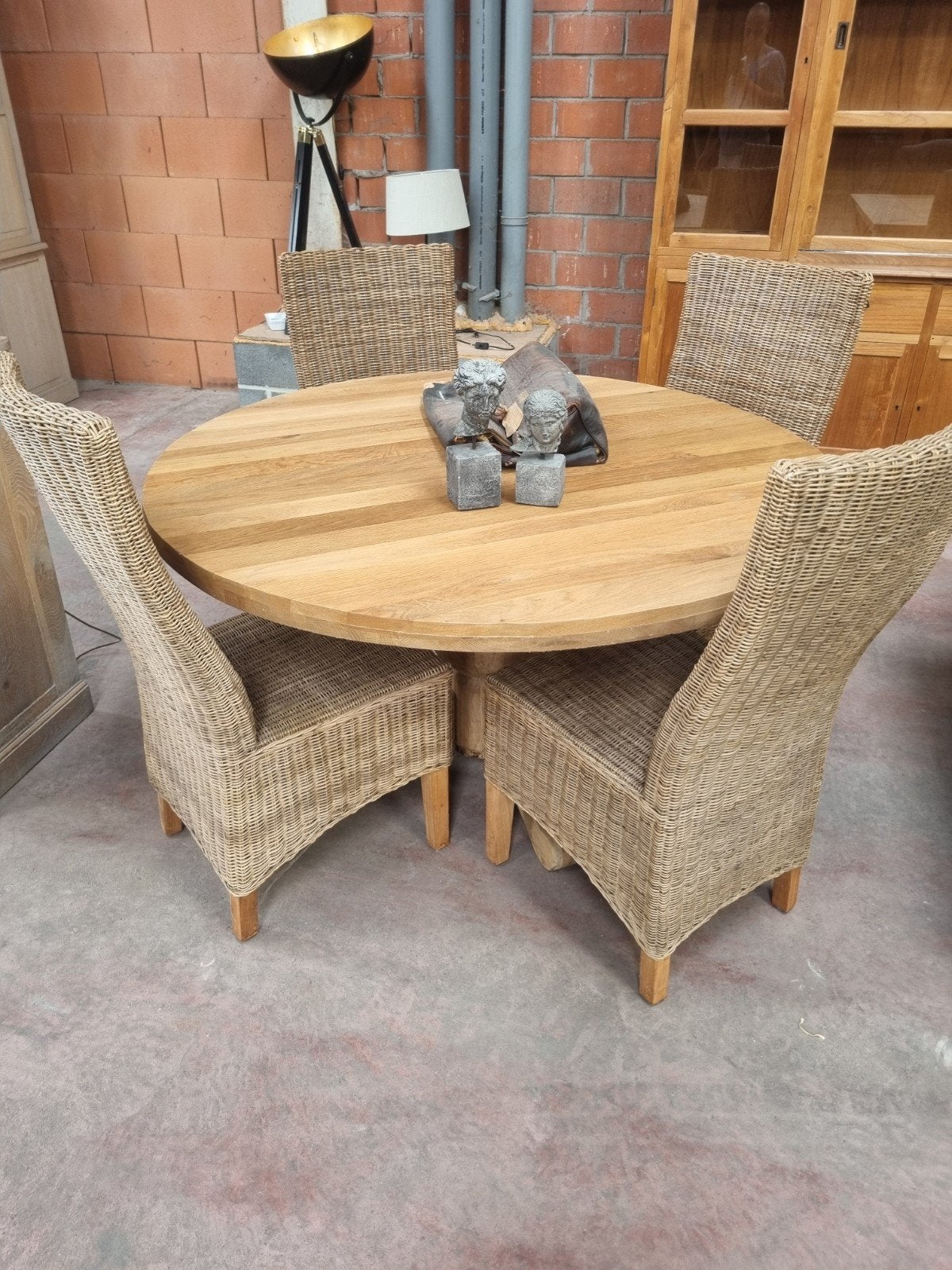 eiken eettafel rond 140cm ART:164/26, Ophalen, ., Vijf personen of meer, .