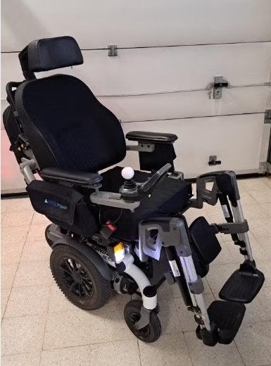 SANGO Slimline Elektrische rolstoel, Divers, Chaises roulantes, Comme neuf, Fauteuil roulant électrique, Enlèvement