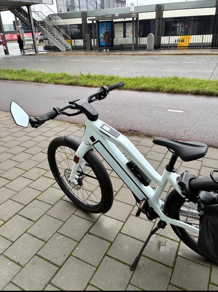 Stromer ST3 cool white pinion 2024 perfecte staat, 51 à 55 cm, 50 km par batterie ou plus, Comme neuf, Enlèvement