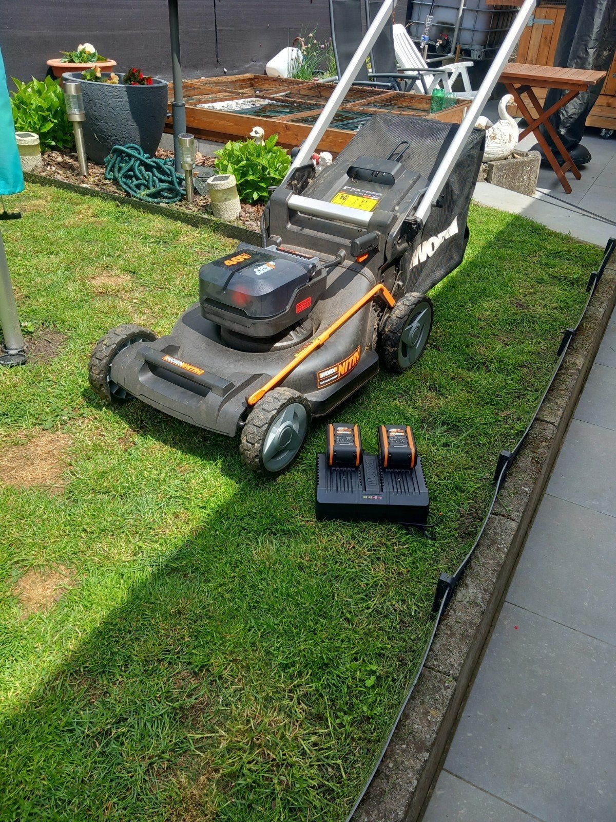 tondeuse worx, Jardin & Terrasse, Tondeuses à gazon sur batterie, WORX, Comme neuf, 40 à 49 cm