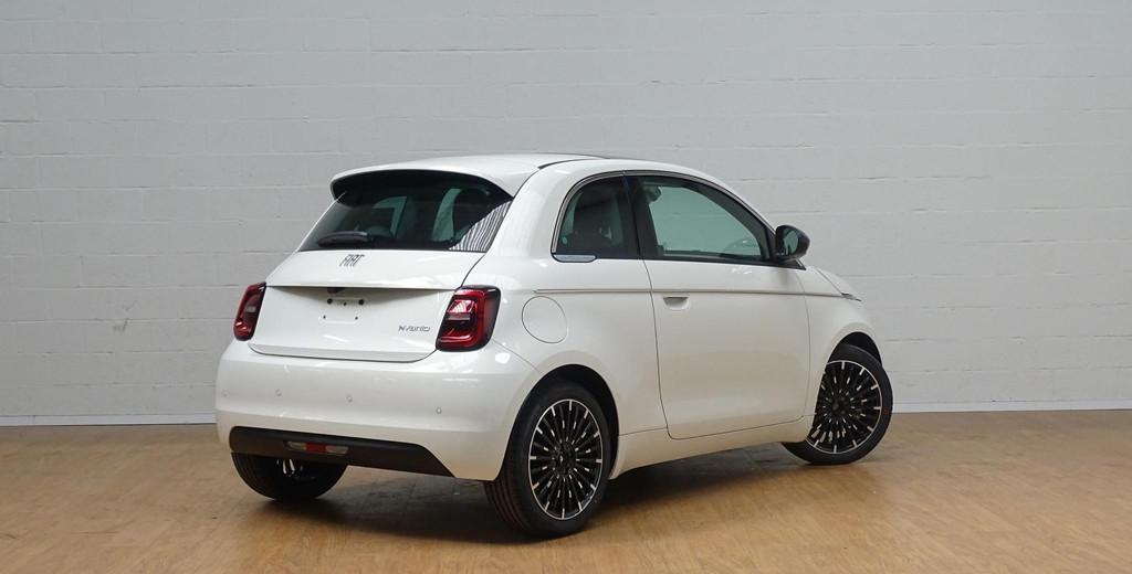 Fiat 500 1.0 Hybrid LA PRIMA, Voorwielaandrijving, 4 zetels, Stof, Gebruikt