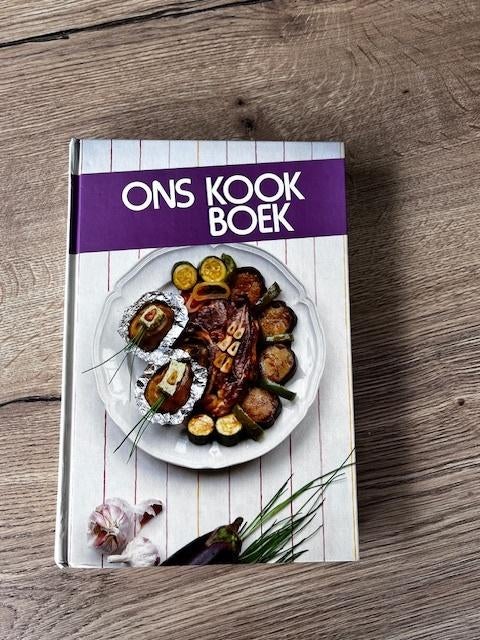 Ons kookboek / KVLV ( FERM ), Boeken, Hoofdgerechten, Ophalen of Verzenden, Zo goed als nieuw, Ferm / KVLV
