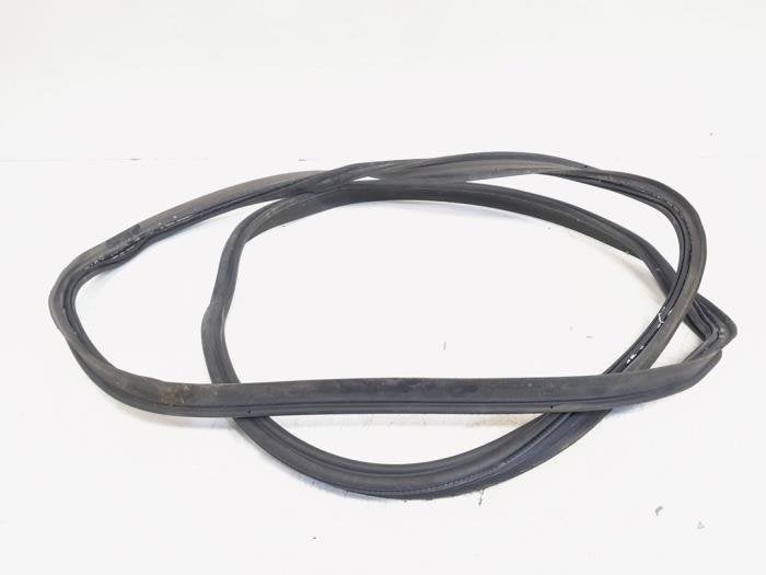 Joint caoutchouc hayon d'un Audi A4, Autos : Pièces & Accessoires, -, 3 mois de garantie, Audi, Utilisé