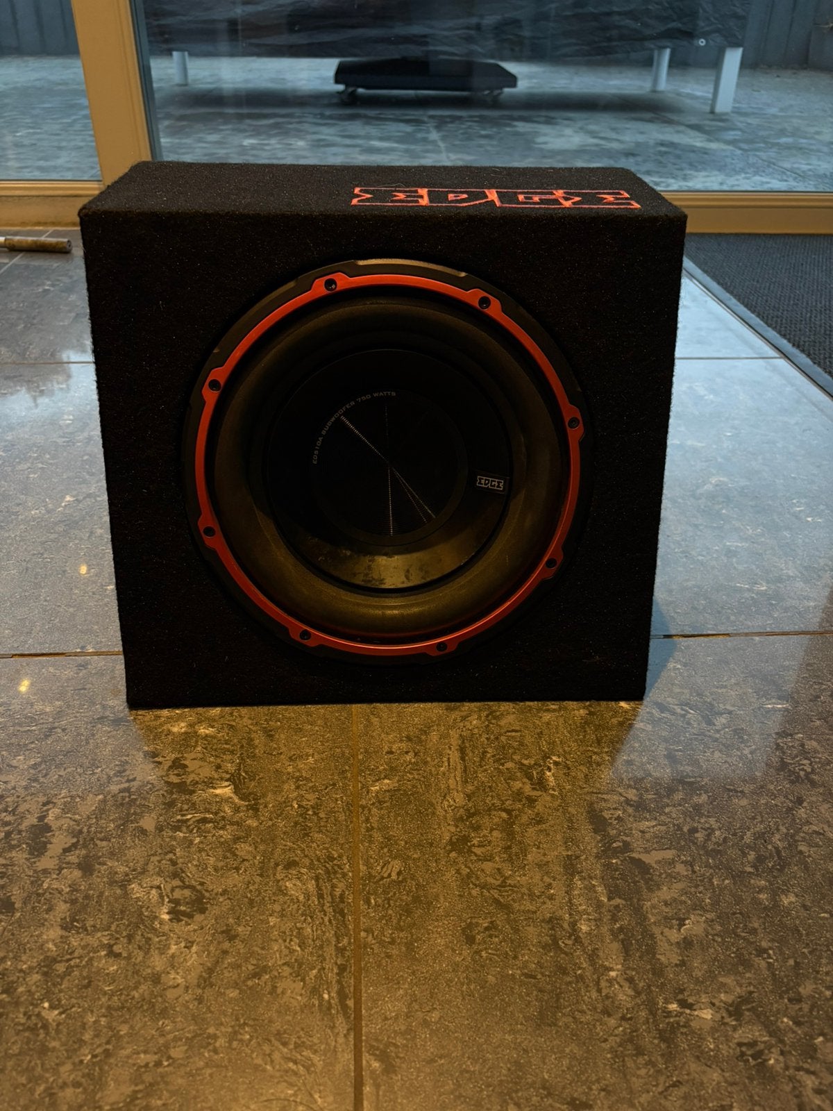 Subwoofer, Auto diversen, Ophalen of Verzenden, Zo goed als nieuw
