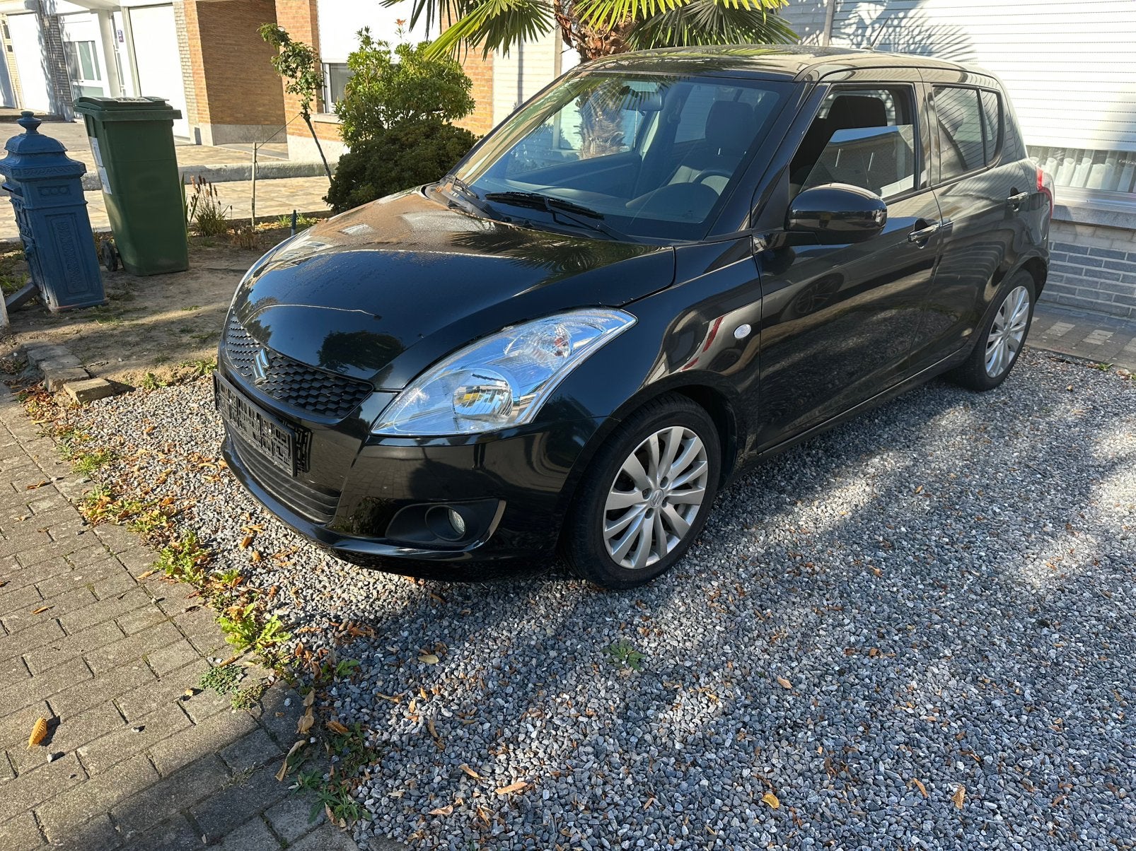 Suzuki swift 1.2 benzine euro 5, Auto's, Suzuki, Euro 5, Zwart, 4 cilinders, 5 deurs