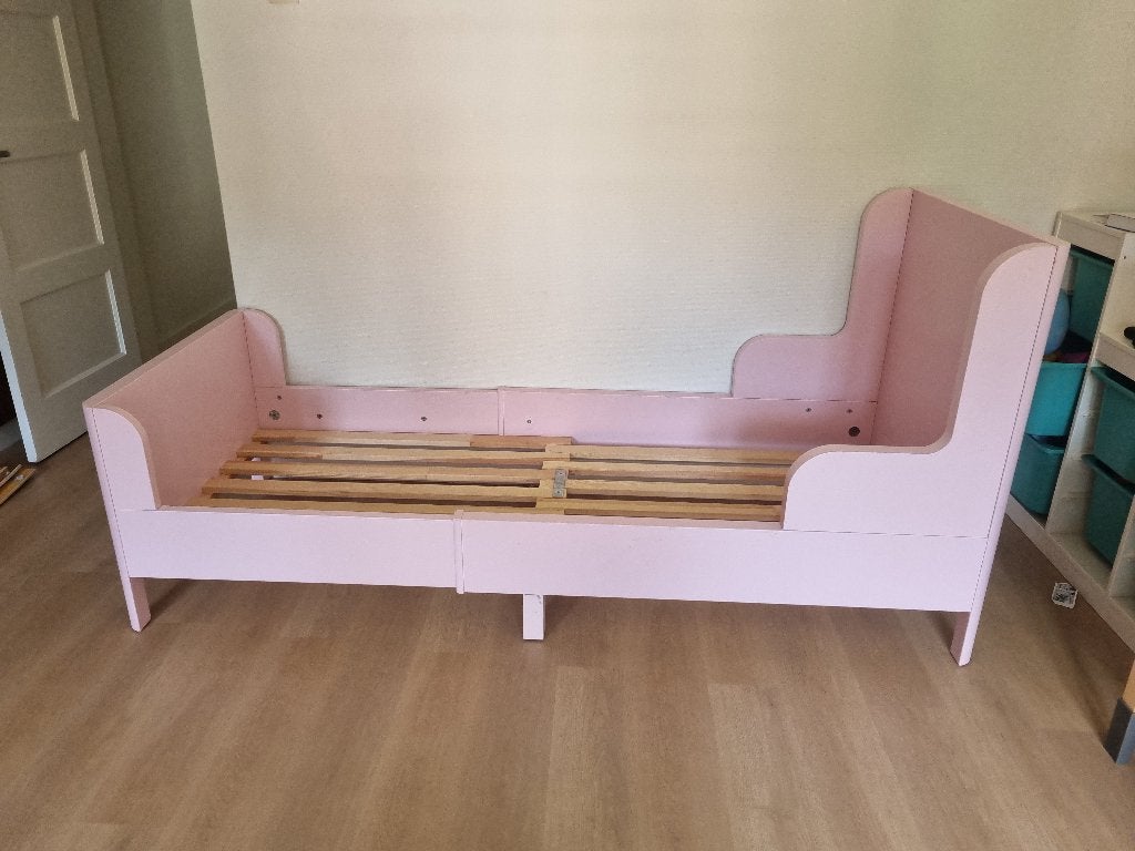Meegroei bed Busunge Ikea, Kinderen en Baby's, Kinderkamer | Bedden, Ophalen, 85 tot 100 cm, Gebruikt, Lattenbodem