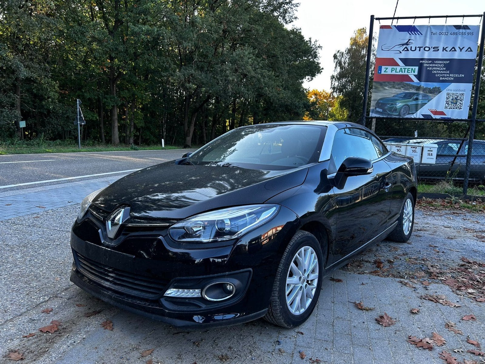 Renault Megane Cabrio 1.5diesel  200100 km bij 11/2014, Auto's, Voorwielaandrijving, Zwart, 4 cilinders, Cabriolet