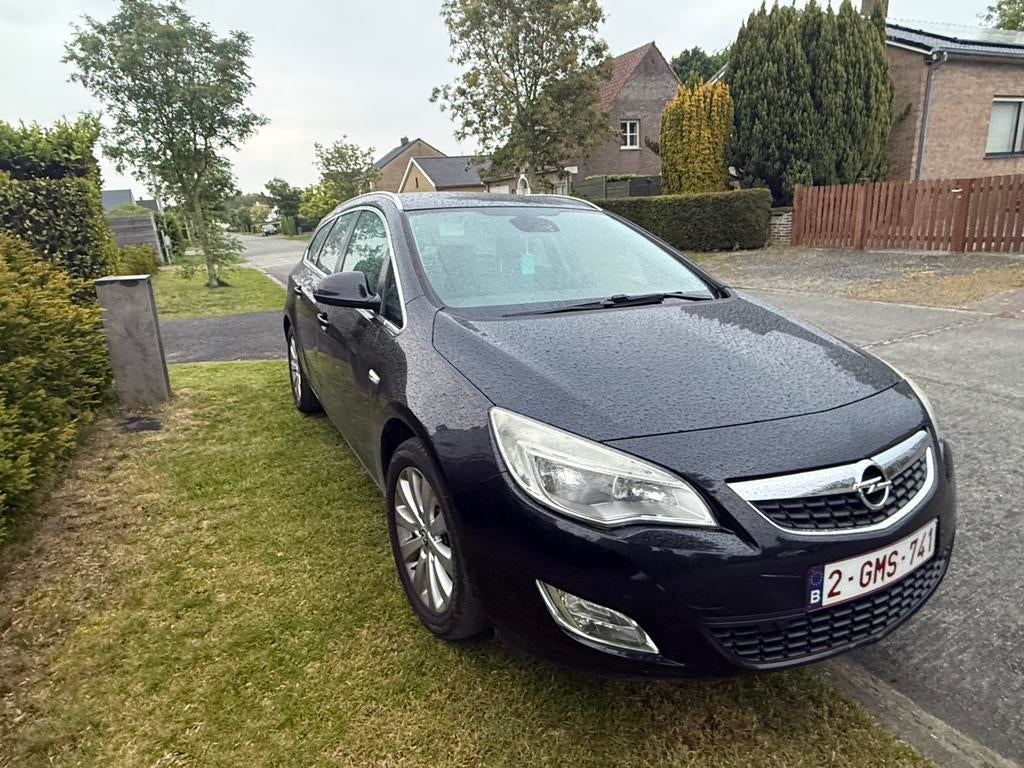 Opel Astra Sports Tourer 1.7 CDTI, Autos, Euro 5, Achat, Break, Particulier