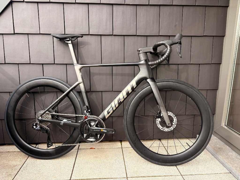 Giant Propel 2027 0km NEW di2 12sp Carbon Black - M, Fietsen en Brommers, Ophalen, Giant, Zo goed als nieuw, Schijfrem