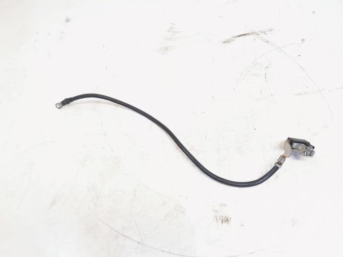 Borne de batterie d'un Mercedes A-Klasse, Autos : Pièces & Accessoires, Batteries & Accessoires, 3 mois de garantie, Utilisé, -