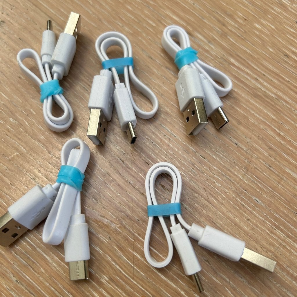 Lot de 5 câbles USB-A vers USB-C, 20 cm, blanc, Informatique & Logiciels, Enlèvement ou Envoi, Neuf