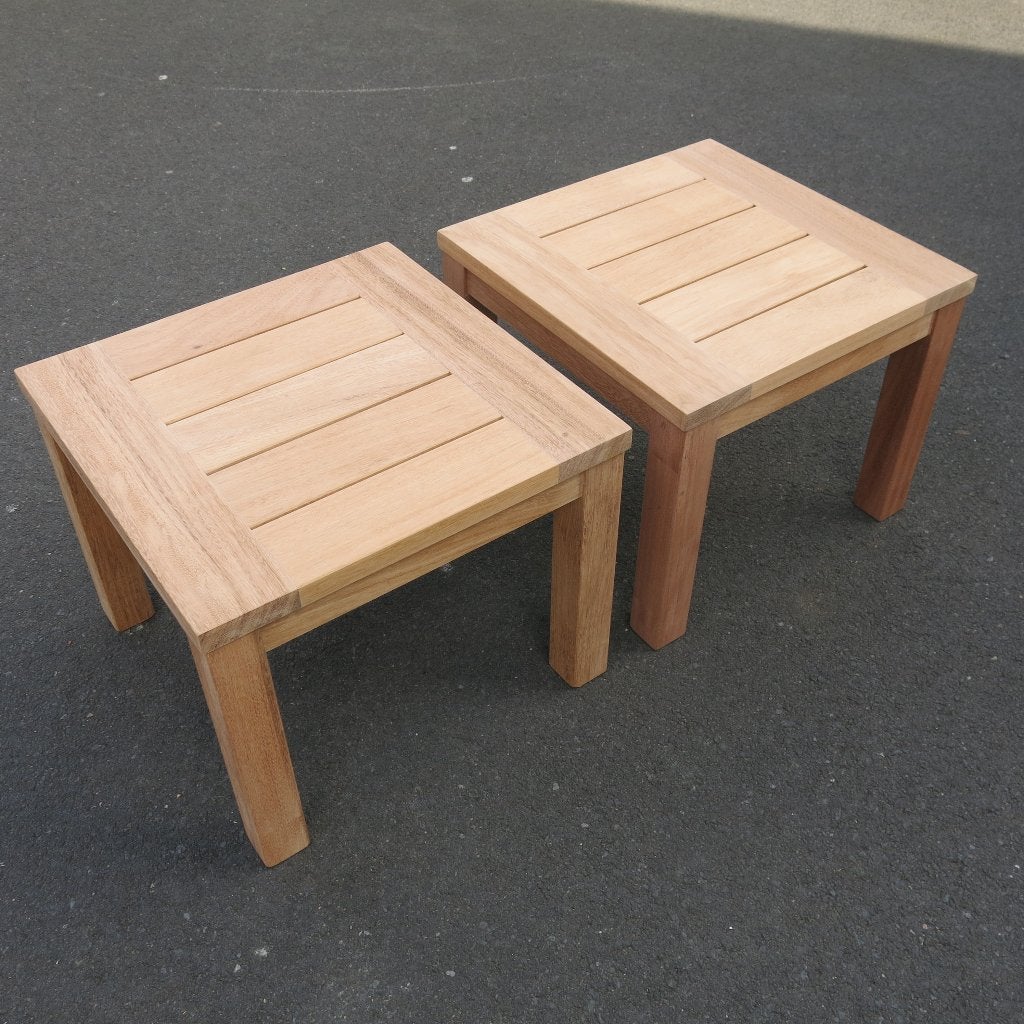 te koop 2 lounge tafeltjes in afzelia, Tuin en Terras, Hardhout, Bijzettafel, Nieuw, Loungeset