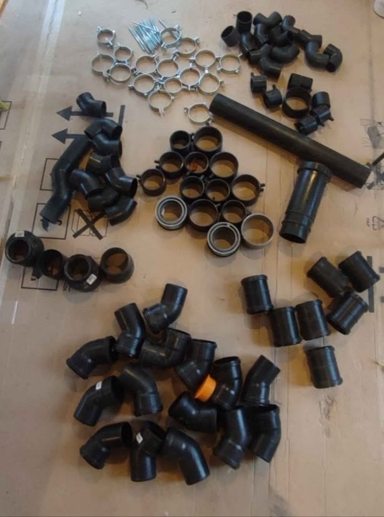 Lot de tuyaux pour drainage/ colliers de fixation 125 pièces, Bricolage & Construction, Neuf, 6 mètres ou plus, PVC, Enlèvement