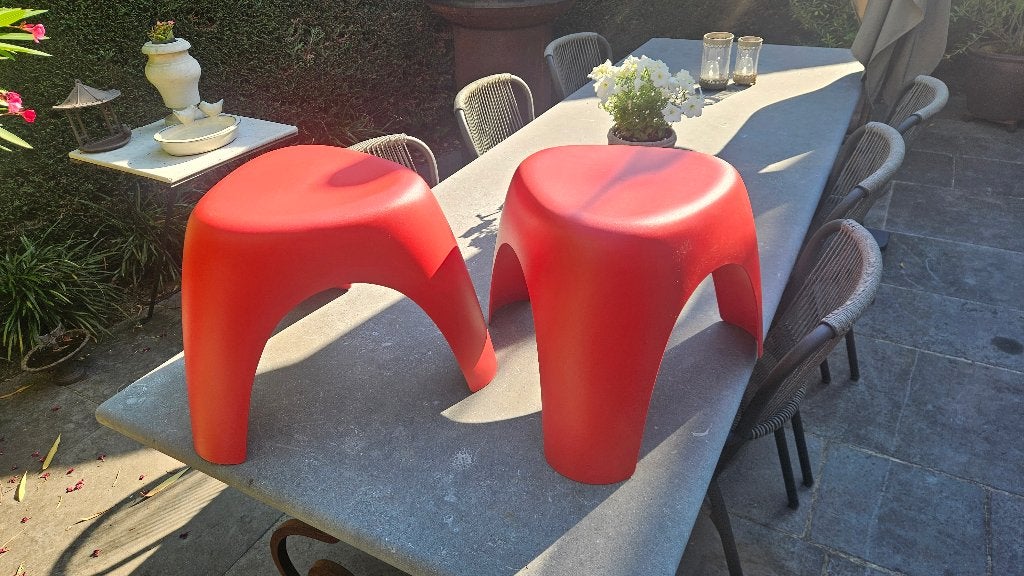 Vitra Elephant Stools – Sori Yanagi – Atomium Edition 2006, Antiquités & Art, Enlèvement, Rouge, Plastique, Marqué