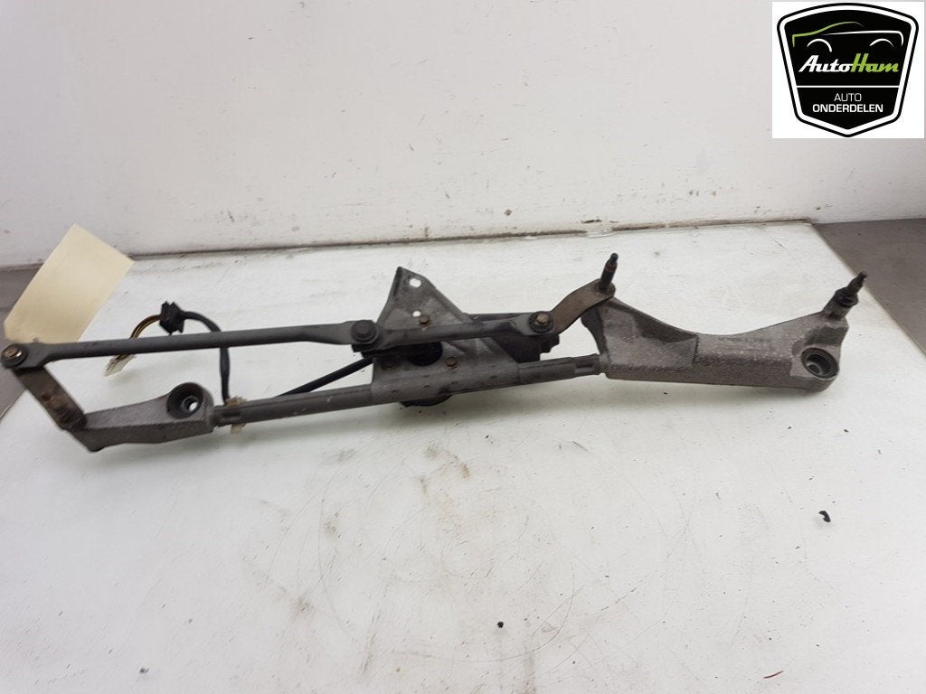 MOTEUR + TRINGLERIE ESSUIE GLACE AVANT C Combi (S203), Autos : Pièces & Accessoires, Utilisé, Mercedes-Benz