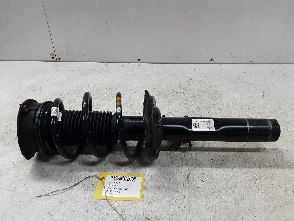 AMORTISSEUR OU ABSORBEUR DE CHOC AVANT GAUCHE Audi Q3 (F3B), Auto-Union-Straße  1,
85057  Ingolstadt, DE, Info@audi.de, Audi, Utilisé