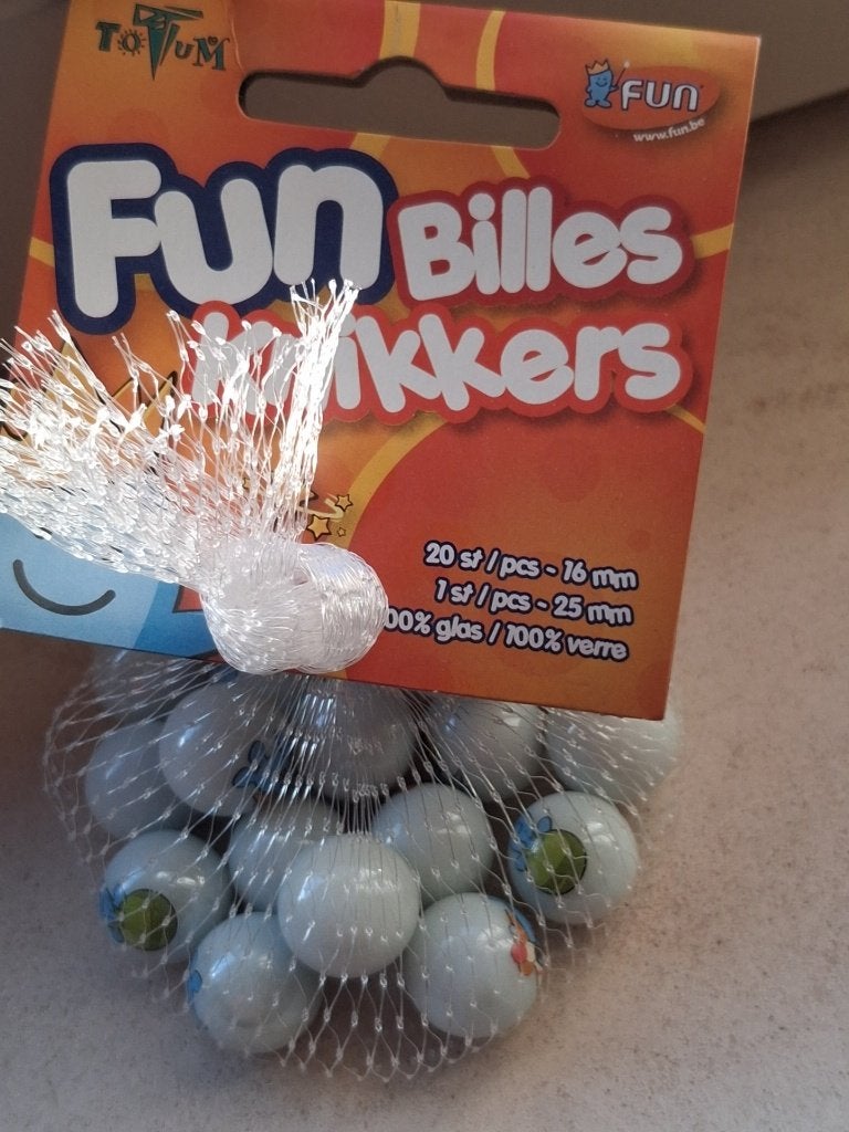 Knikkers  "witte"    NIEUW, Ophalen