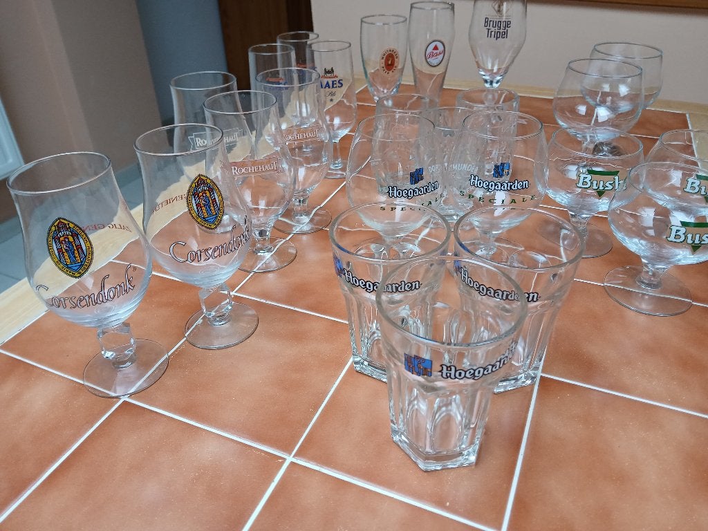 Choix verres à bière – Bush, Corsendonk, Hoegaarden,…, Collections, Marques de bière, Enlèvement, Verre ou Verres, Autres marques