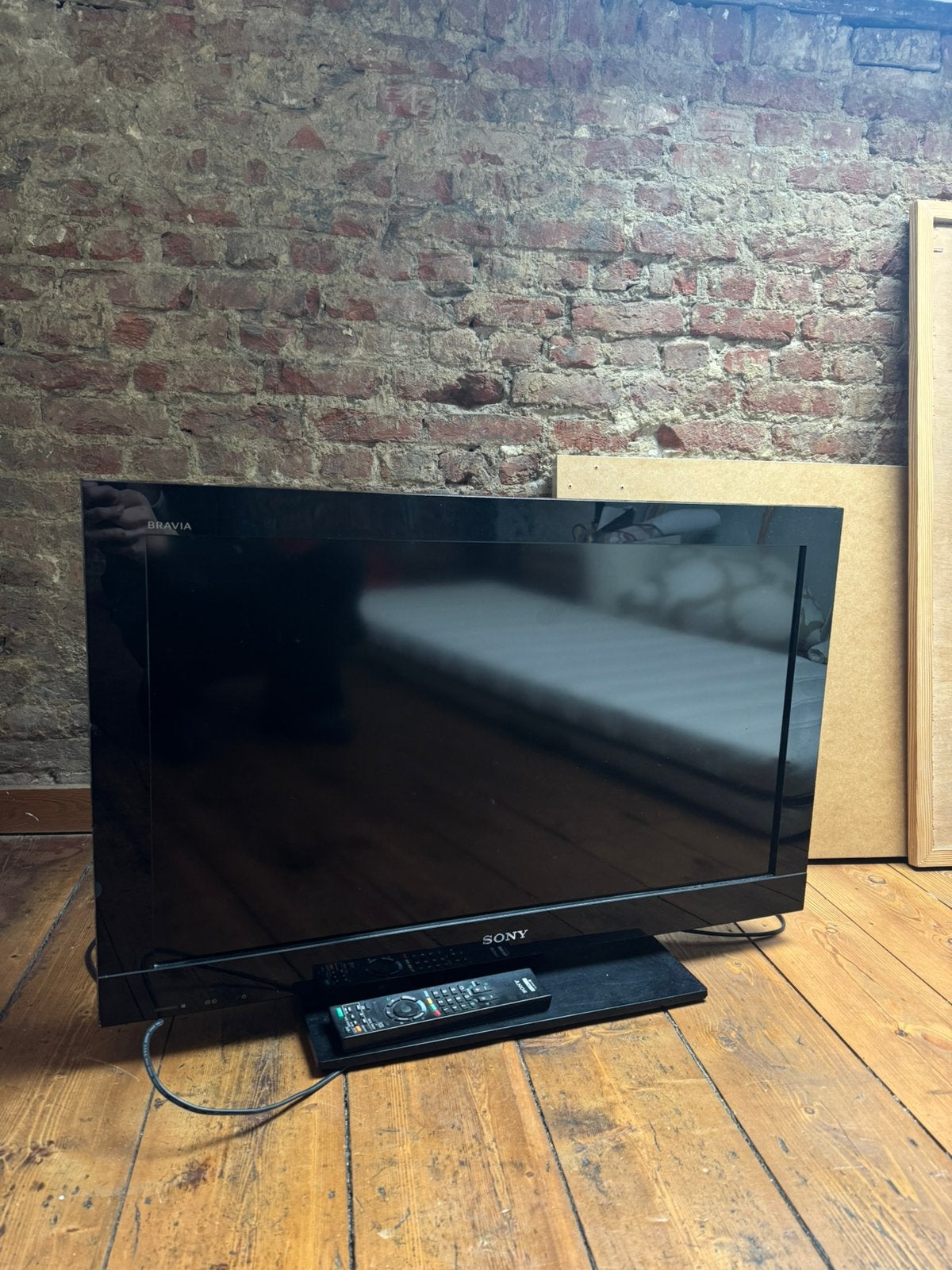 SONY bravia KDL-32BX300, TV, Hi-fi & Vidéo, Télévisions, Enlèvement, Comme neuf, LCD, Sony