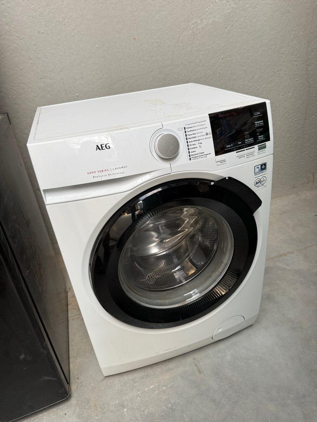 AEG 6000 Series LavaMAT - Wasmachine, Electroménager, Lave-linge, Utilisé, Chargeur frontal, 6 à 8 kg, 85 à 90 cm, 1200 à 1600 tours