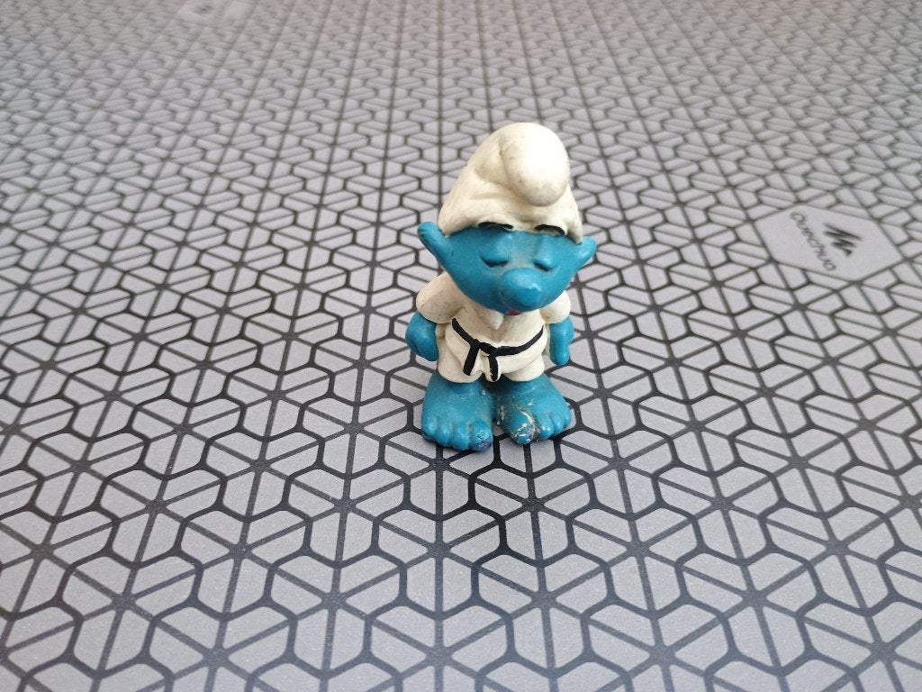Schtroumpf Judo 2.0134, Collections, Enlèvement ou Envoi, Utilisé, Autres Schtroumpfs, Poupée, Figurine ou Peluche