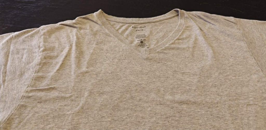 T-shirt heren A ngelo Litrico XXL/8 v-hals grijs, Kleding | Heren, T-shirts, Angelo Litrico, Nieuw, Overige maten, Ophalen of Verzenden