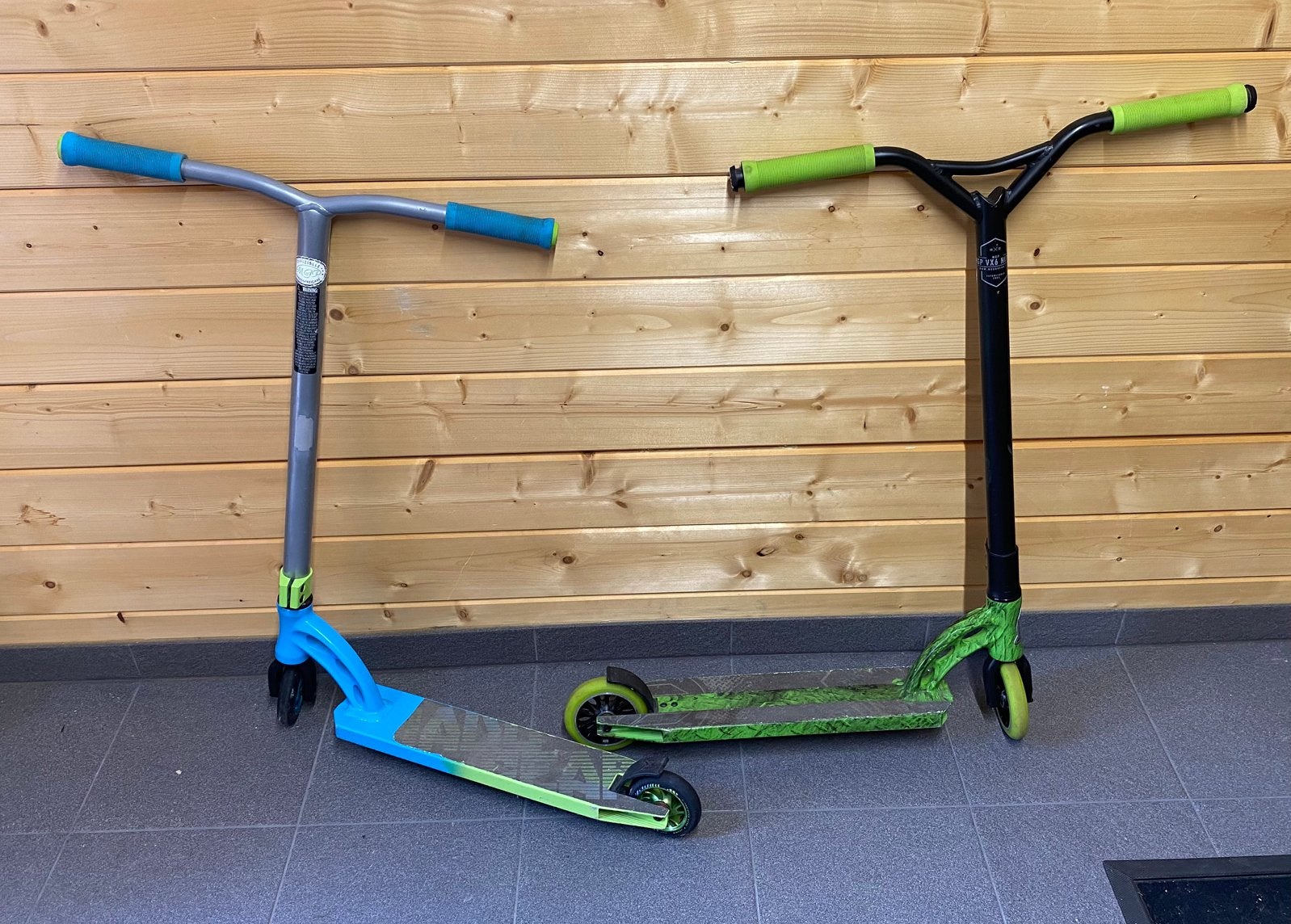 Step - MGP - 5+ (blauw) en 8+ (groen), Fietsen en Brommers, Steps, Ophalen, Gebruikt, Gewone step