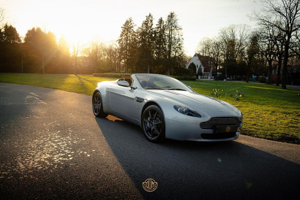 Aston Martin V8 Vantage Roadster 4.3, Autos, Argent ou Gris, Achat, Cabriolet, Alarme