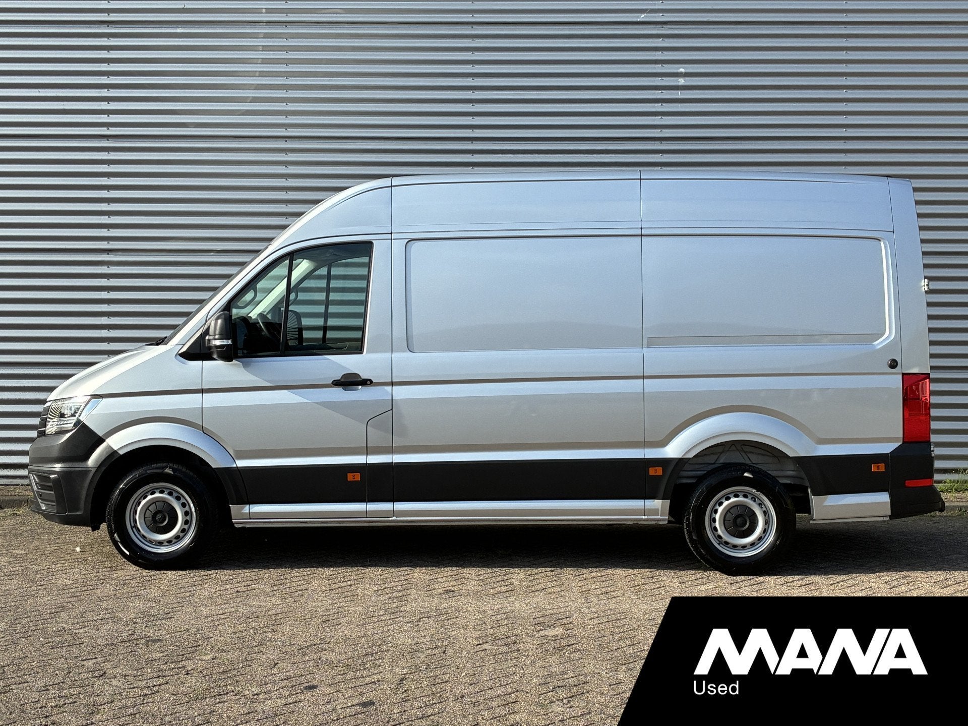 Volkswagen Crafter 35 2.0 TDI L3H3 177pk Automaat Standkache, Autos, 177 ch, Argent ou Gris, Entreprise, Noir