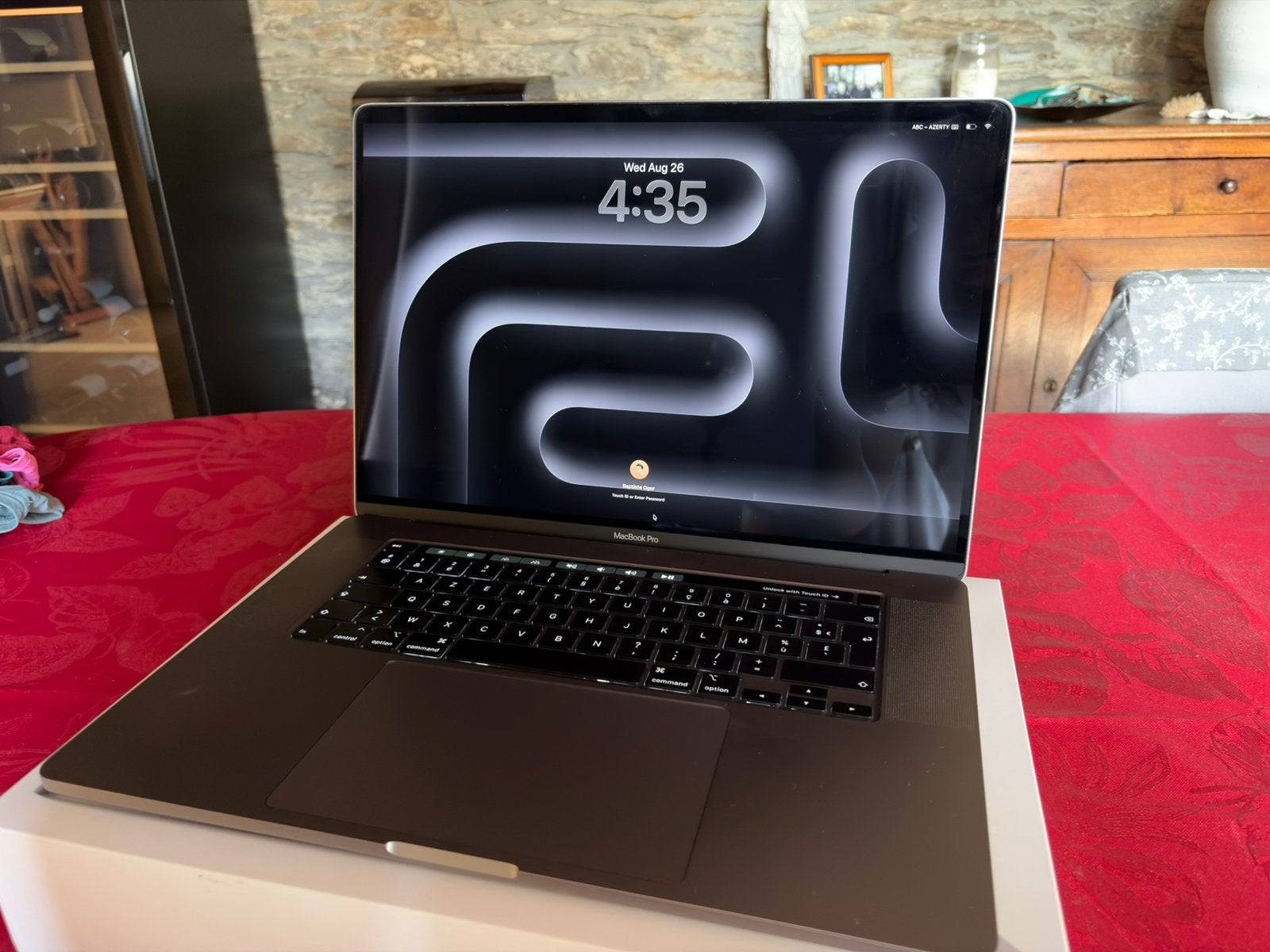 MacBook Pro 16’’ 2019, MacBook Pro, 16 pouces, Enlèvement, Utilisé