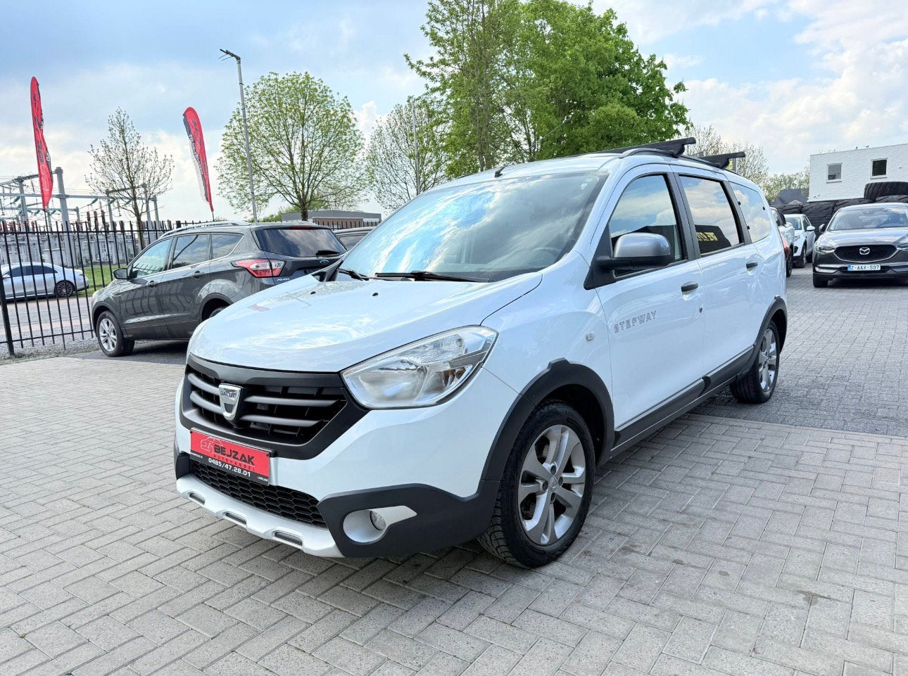 Dacia Lodgy 1.2TCe 2016 1j garantie, Auto's, Dacia, Euro 6, Handgeschakeld, Lodgy, Bedrijf