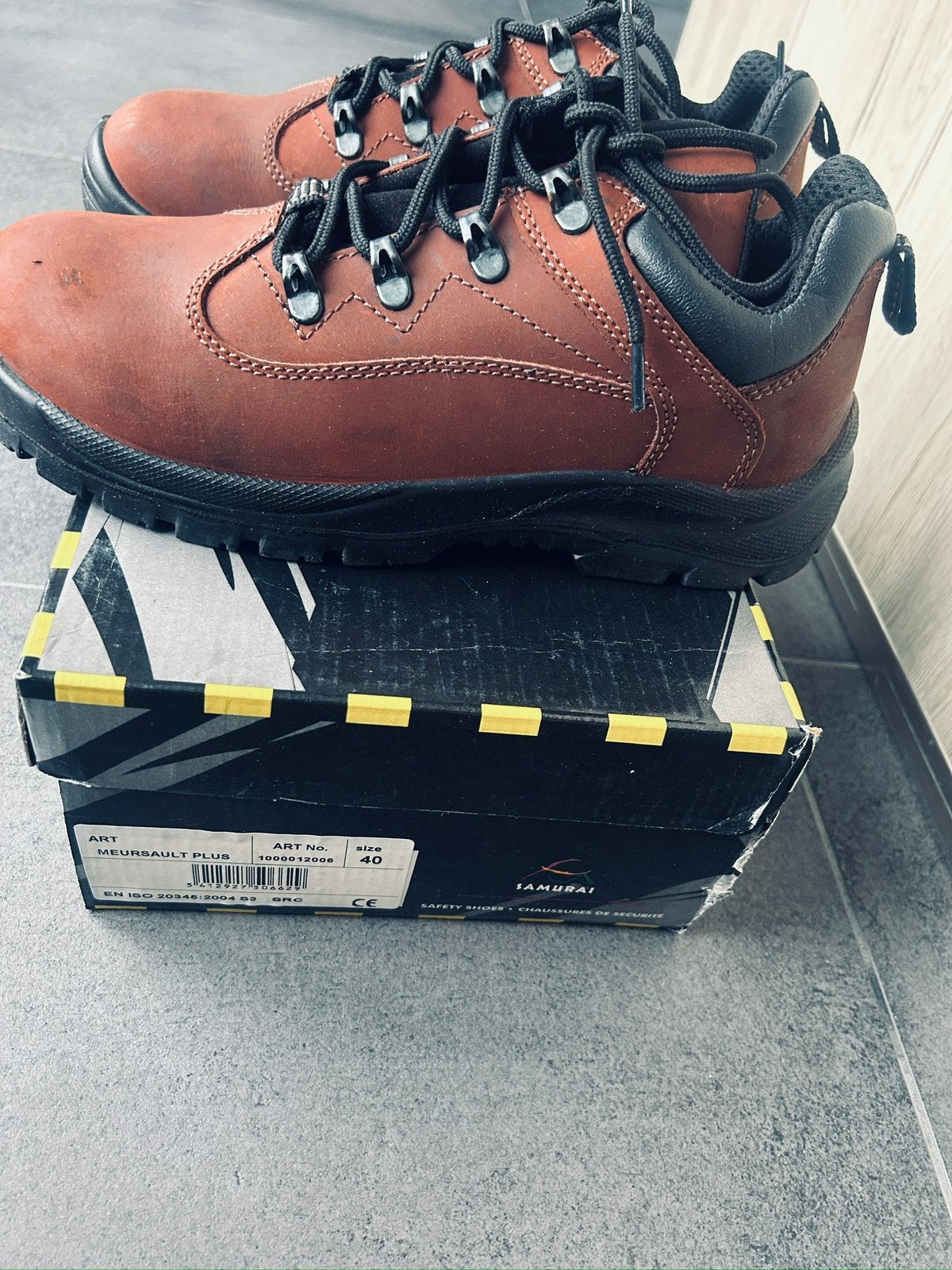 Chaussure de securite samourai, Enlèvement ou Envoi, Comme neuf