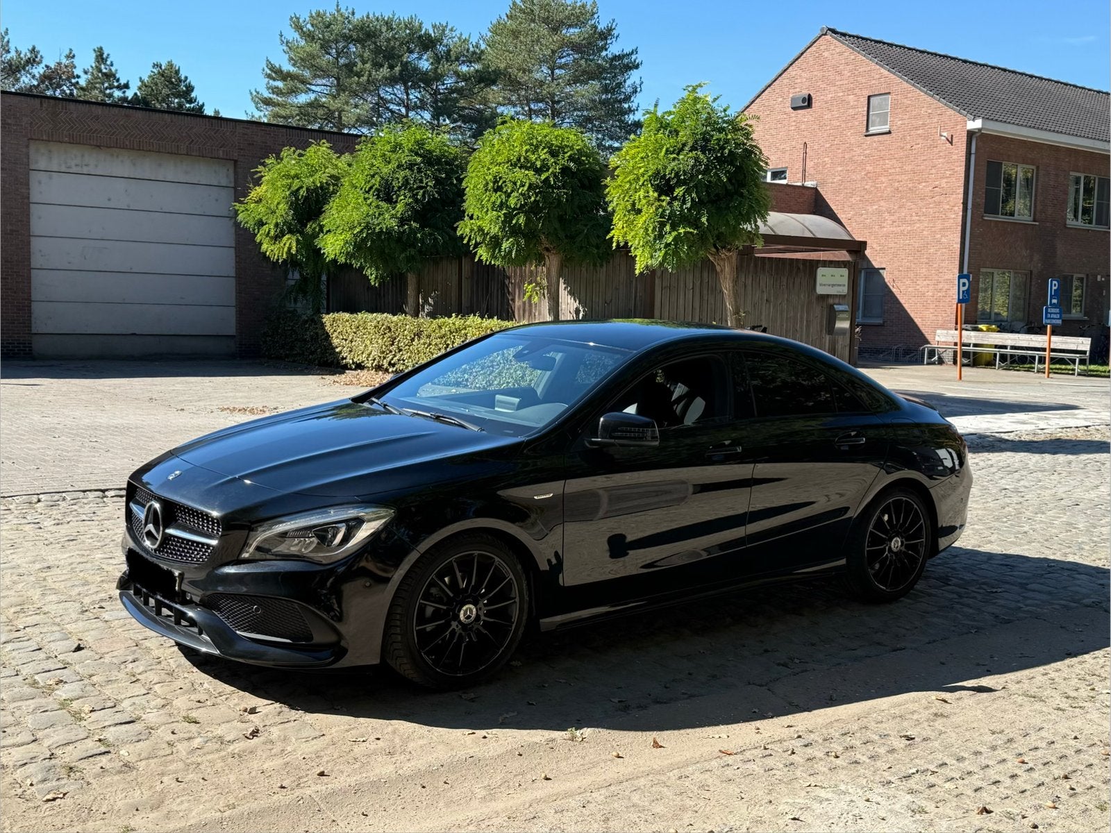 Mercedes CLA Automaat Benzine AMG - Edition, Autos, Mercedes-Benz, Cuir, CLA, Noir, 5 places