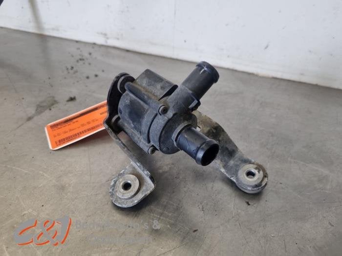 Extra waterpomp van een Volkswagen Crafter, Gebruikt, -, Volkswagen, -