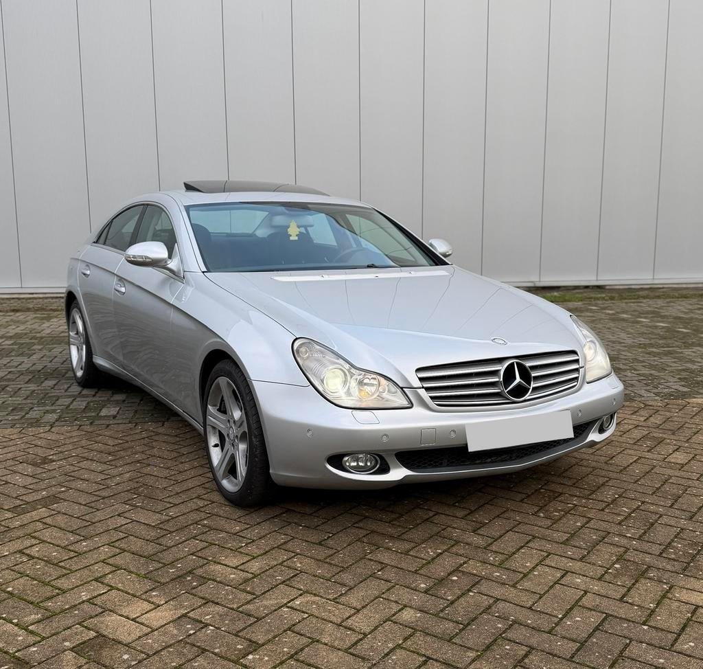 Mercedes CLS 320, Argent ou Gris, Achat, Entreprise, Carnet d'entretien