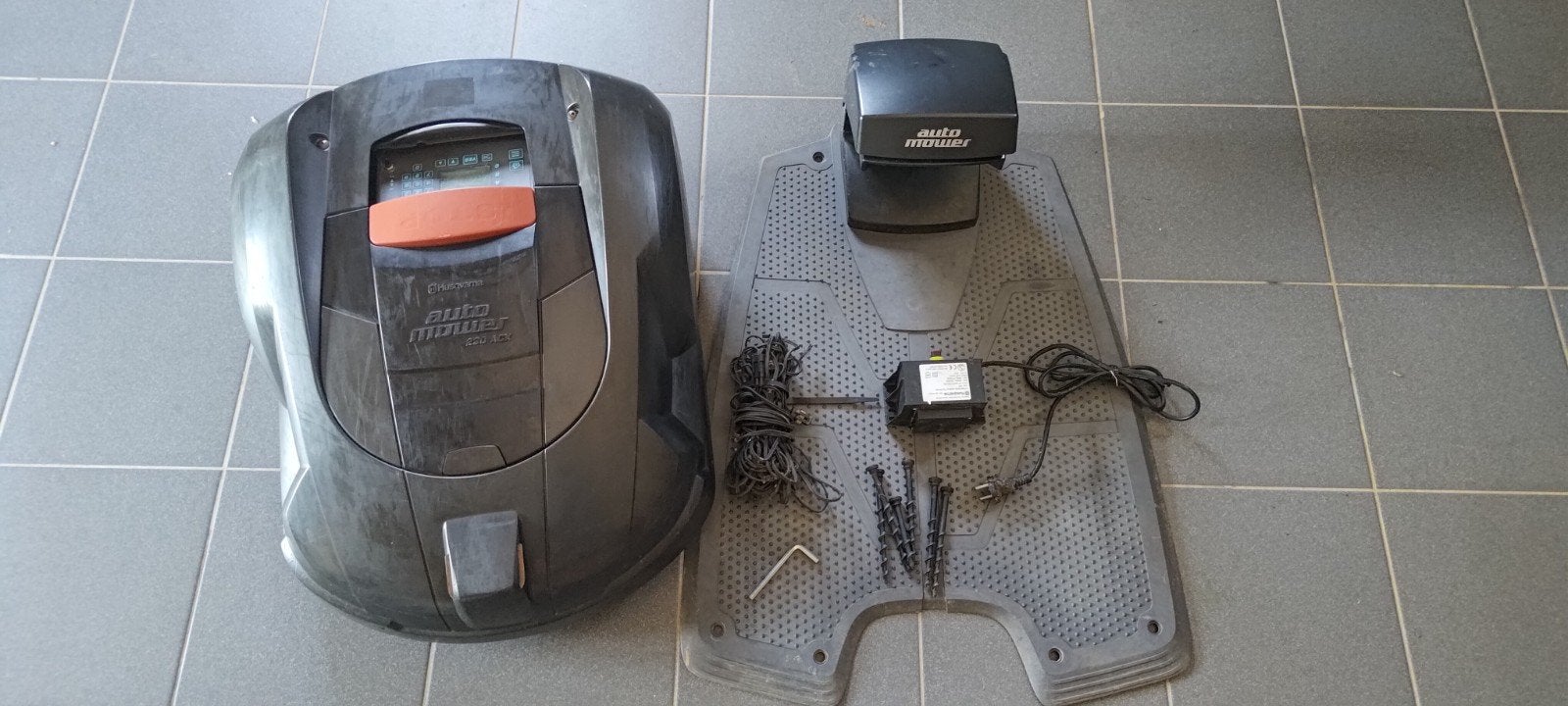Husqvarna 230 acx, Enlèvement, Utilisé, 20 à 25 cm, Husqvarna