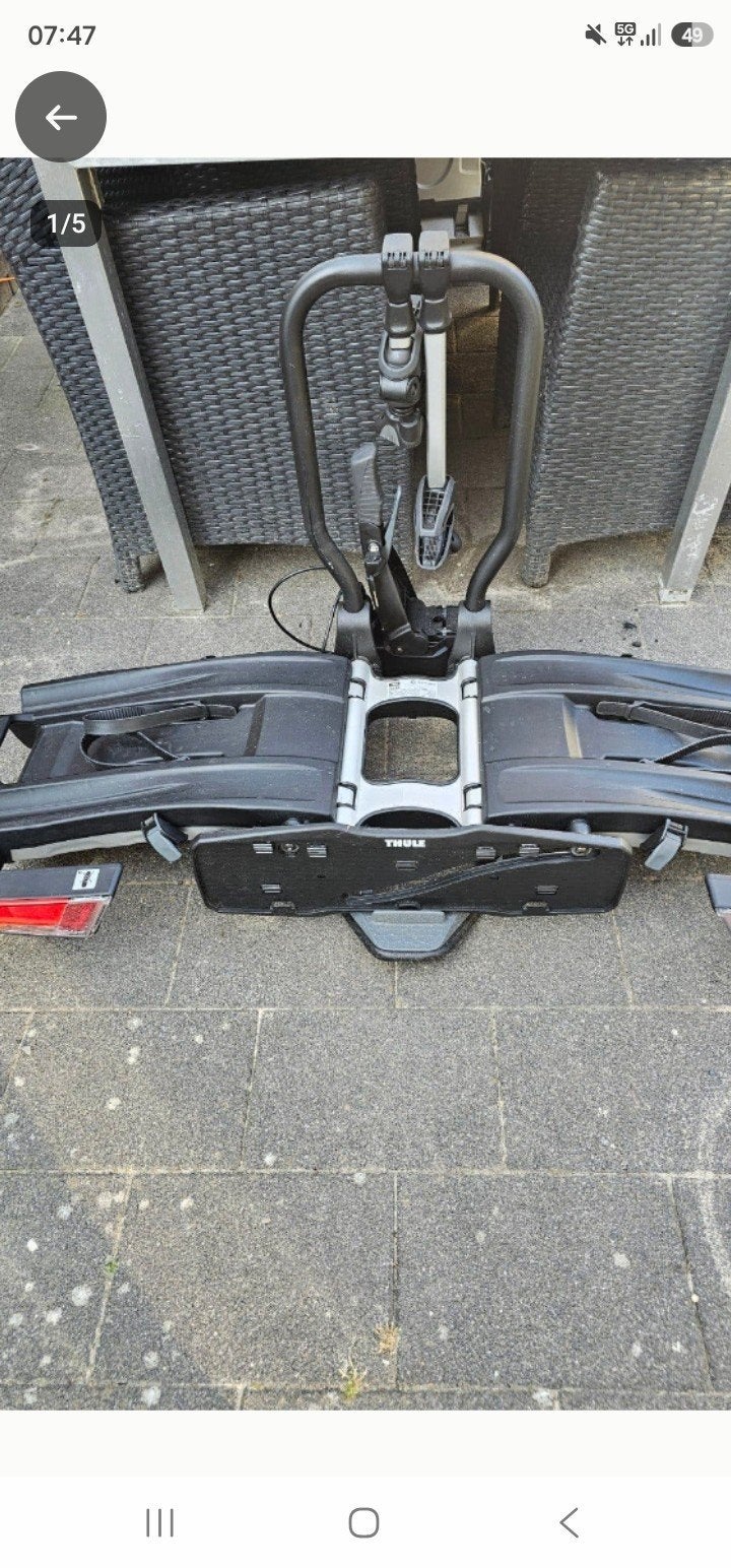 thulefietsendrager 933, Ophalen, Trekhaakdrager, Brede banden