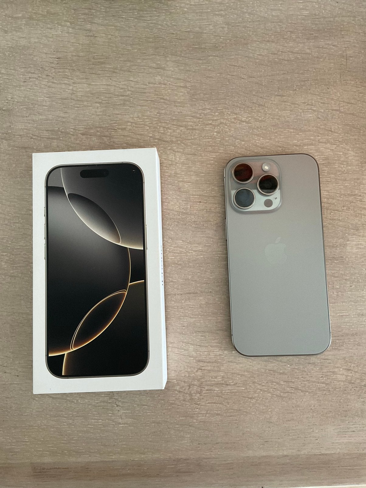 Iphone 16 Pro, Enlèvement ou Envoi, Comme neuf, 128 GB, IPhone 16