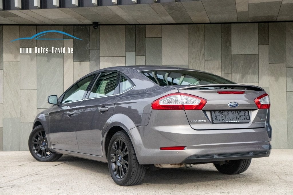 Ford Mondeo 1.6 TDCi ECOnetic Titanium Style, Voorwielaandrijving, Stof, 4 cilinders, Mondeo