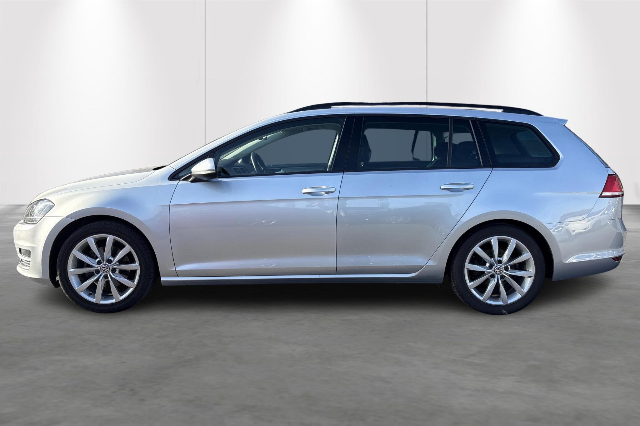 Volkswagen Golf Variant 1.4 TSi 90kW BMT Trendline, Autos, Euro 5, Boîte manuelle, 124 g/km, 5 portes