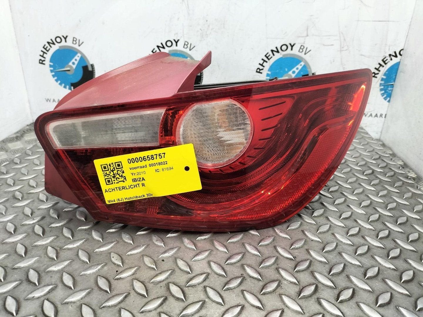 SEAT IBIZA 6J1 Mk4 Ibiza SC  ACHTERLICHT R 6J3945096F 2010, Enlèvement ou Envoi, Utilisé, ARN reconnu