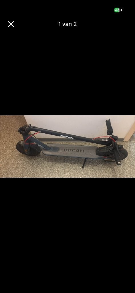 Elektrische step, Fietsen en Brommers, Steps, Ophalen, Zo goed als nieuw, Elektrische step (E-scooter), Ducati