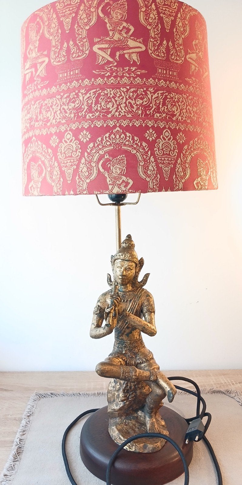 Grande lampe bronze doré fin 19e rattanakosin estampillé sia, Enlèvement ou Envoi, Bronze