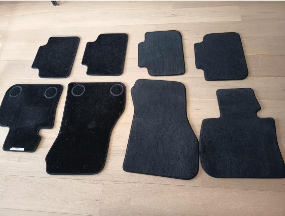 8 NIEUWE BMW velours automatten model X1, Auto diversen, Automatten, Ophalen