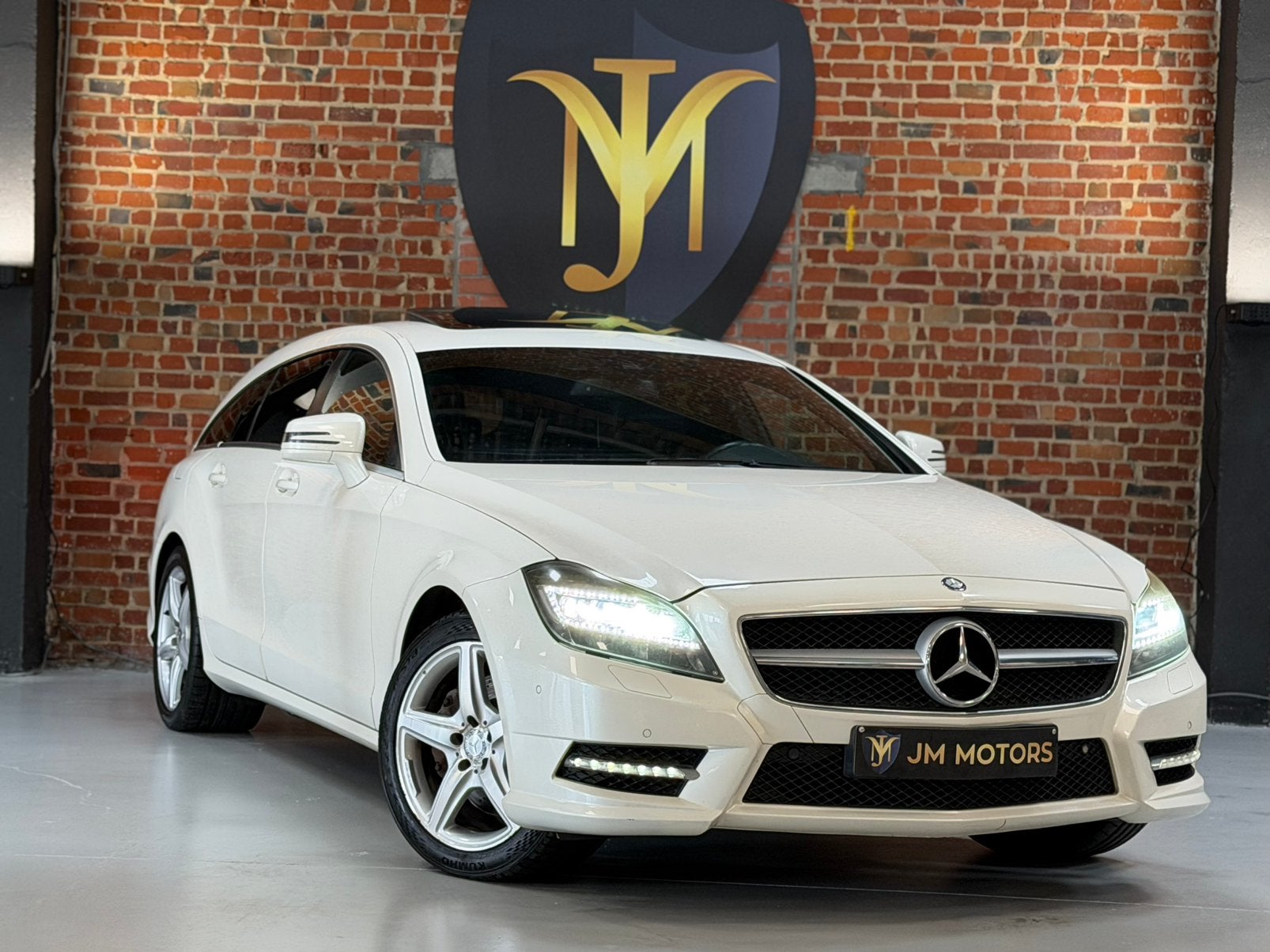 Mercedes-Benz CLS 350d Pack AMG, Autos, Cuir, Achat, Entreprise, Entretenue par le concessionnaire