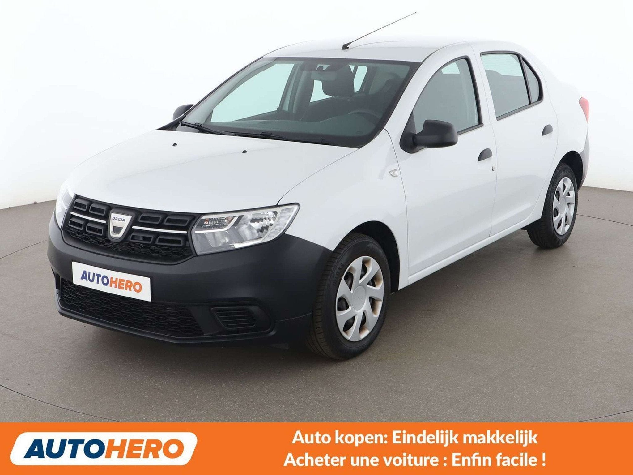 Dacia Logan 1.0 Ambiance (année de construction 2018), Autos, 998 cm³, Electronic Stability Program (ESP), Tissu, Occasion