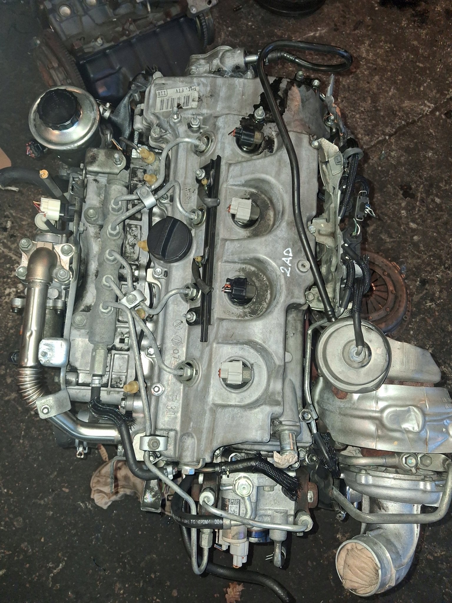 Moteur 2ADFHV Complet RAV TOYOTA AURIS COROLLA VERSO AVENSIS, Envoi, Utilisé, Daihatsu